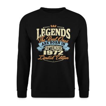 Wahre Legenden werden im September 1972 geboren - Unisex Pullover - Schwarz - Vorne - Alina (178cm) & Michal (187cm)