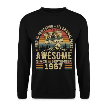 Birthday September 1967 Vintage September 1967 - Unisex Sweatshirt - black - Front - Alina (178cm) & Michal (187cm)