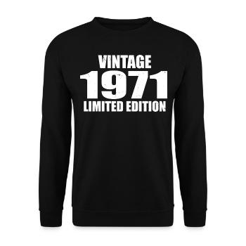 Vintage 1971 Birthday 1971 - Retro 1971 - Unisex Sweatshirt - black - Front - Alina (178cm) & Michal (187cm)