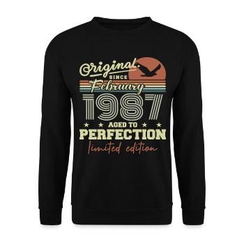 Birthday February 1987 - Unisex Sweatshirt - black - Front - Alina (178cm) & Michal (187cm)