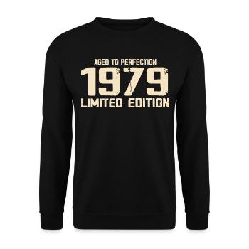 1979 Limited edition 1979 Birthday 1979 Retro - Unisex Sweatshirt - black - Front - Alina (178cm) & Michal (187cm)