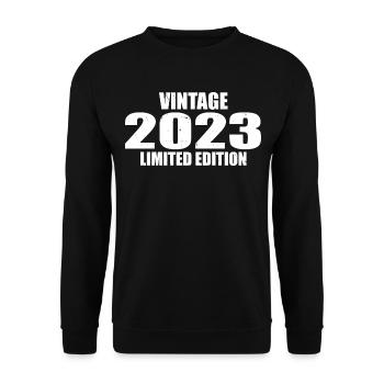 Vintage 2023 Birthday 2023 Retro 2023 - Unisex Sweatshirt - black - Front - Alina (178cm) & Michal (187cm)
