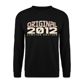 Jahrgang 2012 limitierte Auflage 2012 Geburtstag - Unisex Pullover - Schwarz - Vorne - Alina (178cm) & Michal (187cm)