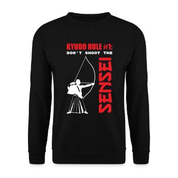 Kyudo-Regel Nr. 1 Schießen Sie nicht auf den Sense - Unisex Pullover - Schwarz - Vorne - Alina (178cm) & Michal (187cm)