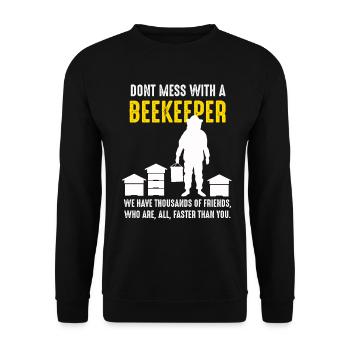 Don't mess with a beekeeper - beekeeping - Unisex Sweatshirt - black - Front - Alina (178cm) & Michal (187cm)