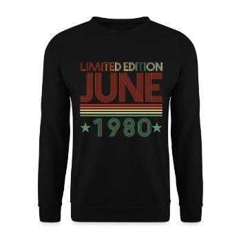 42ème anniversaire Juin né 1980 Idée cadeau - Sweat-shirt Unisexe - noir - Devant - Alina (178cm) & Michal (187cm)