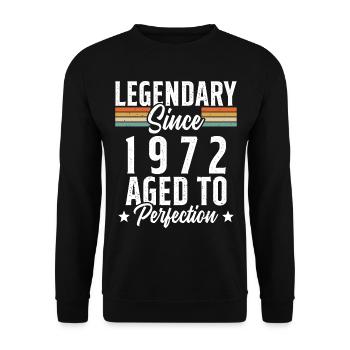 Legendär seit 1972 Geschenk - Unisex Pullover - Schwarz - Vorne - Alina (178cm) & Michal (187cm)