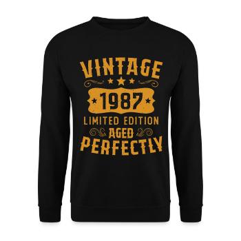 Vintage 1987 Limited Edition Birthday Gift - Unisex Sweatshirt - black - Front - Alina (178cm) & Michal (187cm)