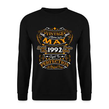 Vintage born May 1992 Anniversary May 1992 - Unisex Sweatshirt - black - Front - Alina (178cm) & Michal (187cm)