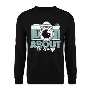 Sur le point de prendre des photos drôles d’amoureux de l’appareil photo vintage - Sweat-shirt Unisexe - noir - Devant - Alina (178cm) & Michal (187cm)