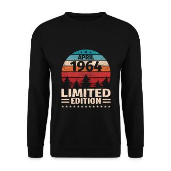 59th birthday April Vintage 1964 Vintage - Unisex Sweatshirt - black - Front - Alina (178cm) & Michal (187cm)