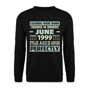 24th Birthday June Vintage 1999 Vintage - Unisex Sweatshirt - black - Front - Alina (178cm) & Michal (187cm)