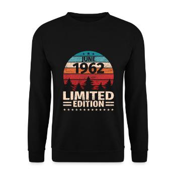 61. Geburtstag Juni Jahrgang 1962 Vintage - Unisex Pullover - Schwarz - Vorne - Alina (178cm) & Michal (187cm)