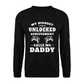 Meine höchste freigeschaltete Errungenschaft nennt mich Opa - Unisex Pullover - Schwarz - Vorne - Alina (178cm) & Michal (187cm)