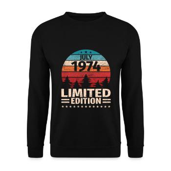49ème anniversaire Juillet Millésime 1974 Millésime - Sweat-shirt Unisexe - noir - Devant - Alina (178cm) & Michal (187cm)