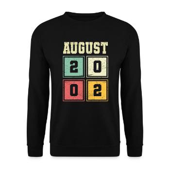 21st Birthday August Vintage 2002 Vintage - Unisex Sweatshirt - black - Front - Alina (178cm) & Michal (187cm)