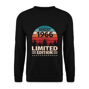 57th Birthday August Vintage 1966 Vintage - Unisex Sweatshirt - black - Front - Alina (178cm) & Michal (187cm)
