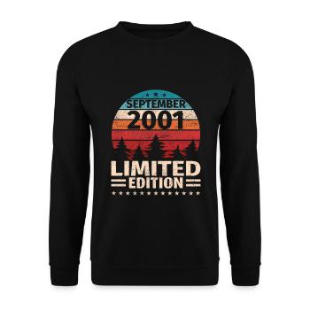 22. Geburtstag September Jahrgang 2001 Vintage - Unisex Pullover - Schwarz - Vorne - Alina (178cm) & Michal (187cm)