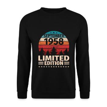 65th Birthday September Vintage 1958 Vintage - Unisex Sweatshirt - black - Front - Alina (178cm) & Michal (187cm)