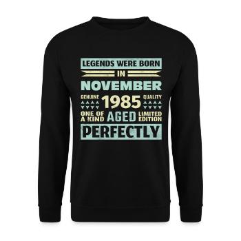 38th Birthday November Vintage 1985 Vintage - Unisex Sweatshirt - black - Front - Alina (178cm) & Michal (187cm)