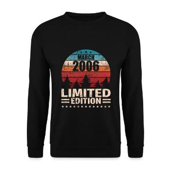 18e anniversaire mars Vintage 2006 idée cadeau - Sweat-shirt Unisexe - noir - Devant - Alina (178cm) & Michal (187cm)