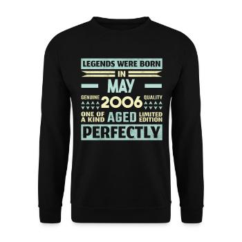 18th Birthday May Vintage 2006 Gift Idea - Unisex Sweatshirt - black - Front - Alina (178cm) & Michal (187cm)