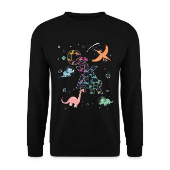 Oskar - Schöner Jungen Name mit coolen Dinos - Unisex Pullover - Schwarz - Vorne - Alina (178cm) & Michal (187cm)