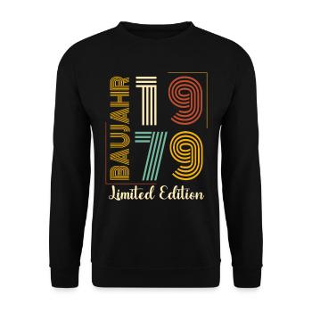 Vintage Made In 1979 45 Years Of Being Awesome - Unisex Pullover - Schwarz - Vorne - Alina (178cm) & Michal (187cm)
