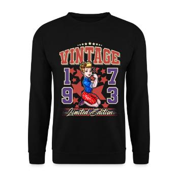 1973 Année de naissance Anniversaire Vintage Rockabilly - Sweat-shirt Unisexe - noir - Devant - Alina (178cm) & Michal (187cm)