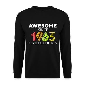 Fantastic since 1963 - born in 1963 - Unisex Sweatshirt - black - Front - Alina (178cm) & Michal (187cm)