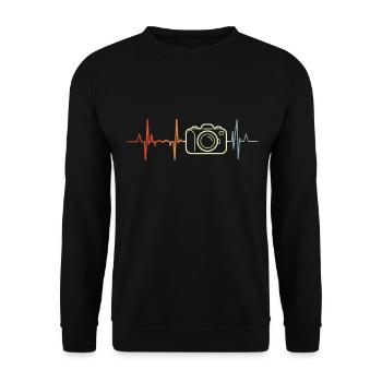 Vintage Fotograf Herzschlag - Unisex Pullover - Schwarz - Vorne - Alina (178cm) & Michal (187cm)