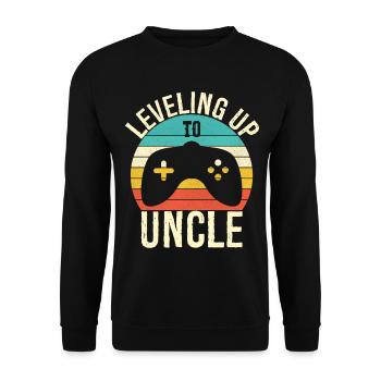 Leveling up to uncle - Unisex Sweatshirt - black - Front - Alina (178cm) & Michal (187cm)