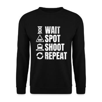 Trainspotter Zeitplan - Unisex Pullover - Schwarz - Vorne - Alina (178cm) & Michal (187cm)