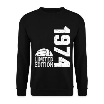 50. Jubiläum 1974 Limited Edition Volleyball - Unisex Pullover - Schwarz - Vorne - Alina (178cm) & Michal (187cm)