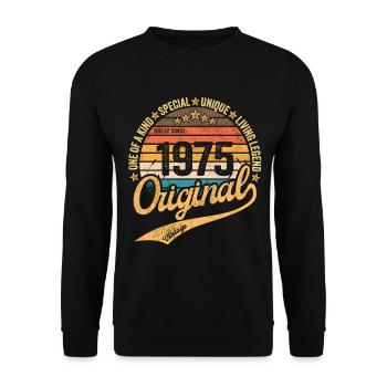 Retro Vintage born in 1975 Vintage 1975 - Unisex Sweatshirt - black - Front - Alina (178cm) & Michal (187cm)