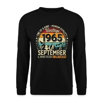 60ème Anniversaire Millésime Septembre Millésime 1965 - Sweat-shirt Unisexe - noir - Devant - Alina (178cm) & Michal (187cm)
