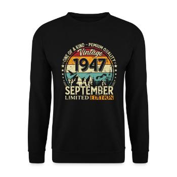 77ème Anniversaire Millésime Septembre Millésime 1947 - Sweat-shirt Unisexe - noir - Devant - Alina (178cm) & Michal (187cm)