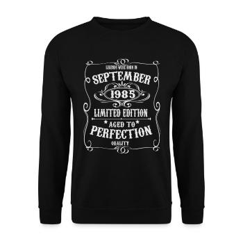 Des légendes sont nées en septembre 1985 - Sweat-shirt Unisexe - noir - Devant - Alina (178cm) & Michal (187cm)