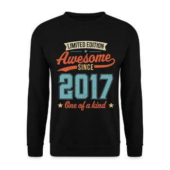 Génial depuis 2017 - Sweat-shirt Unisexe - noir - Devant - Alina (178cm) & Michal (187cm)