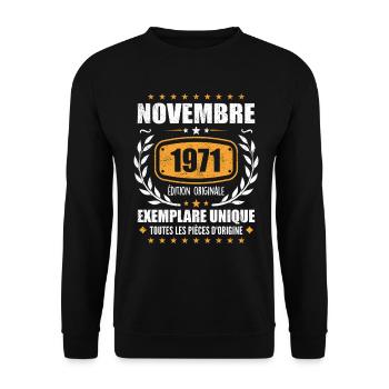 November 1971 Originalausgabe Vintage November - Unisex Pullover - Schwarz - Vorne - Alina (178cm) & Michal (187cm)