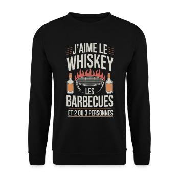 Ich liebe Whiskey, Grillen und ein paar Freunde - Unisex Pullover - Schwarz - Vorne - Alina (178cm) & Michal (187cm)