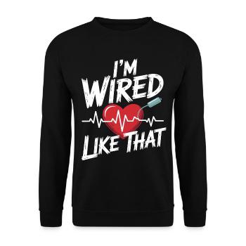Ich bin vernetzt Herzschlag - Unisex Pullover - Schwarz - Vorne - Alina (178cm) & Michal (187cm)