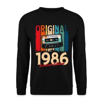 Cassette 40ème Anniversaire Novembre Millésime 1986 - Sweat-shirt Unisexe - noir - Devant - Alina (178cm) & Michal (187cm)