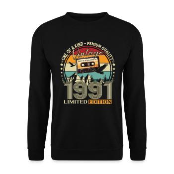 35th Birthday Cassette November Vintage 1991 - Unisex Sweatshirt - black - Front - Alina (178cm) & Michal (187cm)