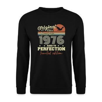 49th Birthday | Original December 1976 - Unisex Sweatshirt - black - Front - Alina (178cm) & Michal (187cm)