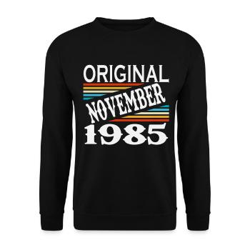 November 1985 Vintage Retro Birthday - Unisex Sweatshirt - black - Front - Alina (178cm) & Michal (187cm)