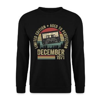Décembre 1971 - Anniversaire Décembre 1971 - Sweat-shirt Unisexe - noir - Devant - Alina (178cm) & Michal (187cm)