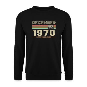 Décembre 1970 anniversaire Décembre 1970 Décembre - Sweat-shirt Unisexe - noir - Devant - Alina (178cm) & Michal (187cm)