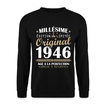Vintage 1946 Original 80th Anniversary Gift - Unisex Sweatshirt - black - Front - Alina (178cm) & Michal (187cm)