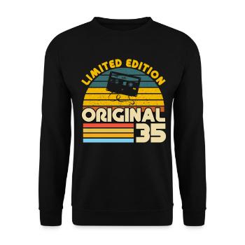 35 Years Vintage Original Retro Anniversary Gift - Unisex Sweatshirt - black - Front - Alina (178cm) & Michal (187cm)
